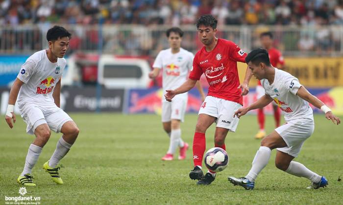 Lee Nguyễn có thể lỡ trận TP.HCM vs Bình Định