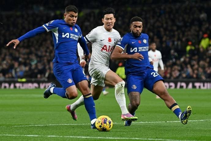 Soi kèo hiệp 1 Chelsea vs Tottenham, 1h30 ngày 3/5