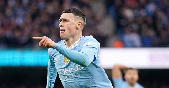 Foden lập cú đúp, Man City ngược dòng hạ gục MU