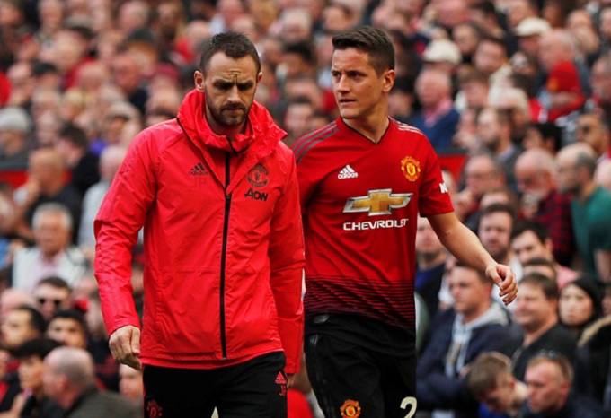 Hé lộ lý do Herrera dứt tình với MU