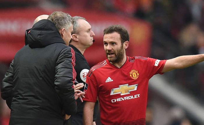 Solskjaer tha thiết giữ sao thất sủng trước trận Huddersfield vs MU