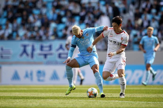 Nhận định, soi kèo Jeju United FC với Daegu FC, 12h00 ngày 6/5: Chủ nhà tiếp tục chìm