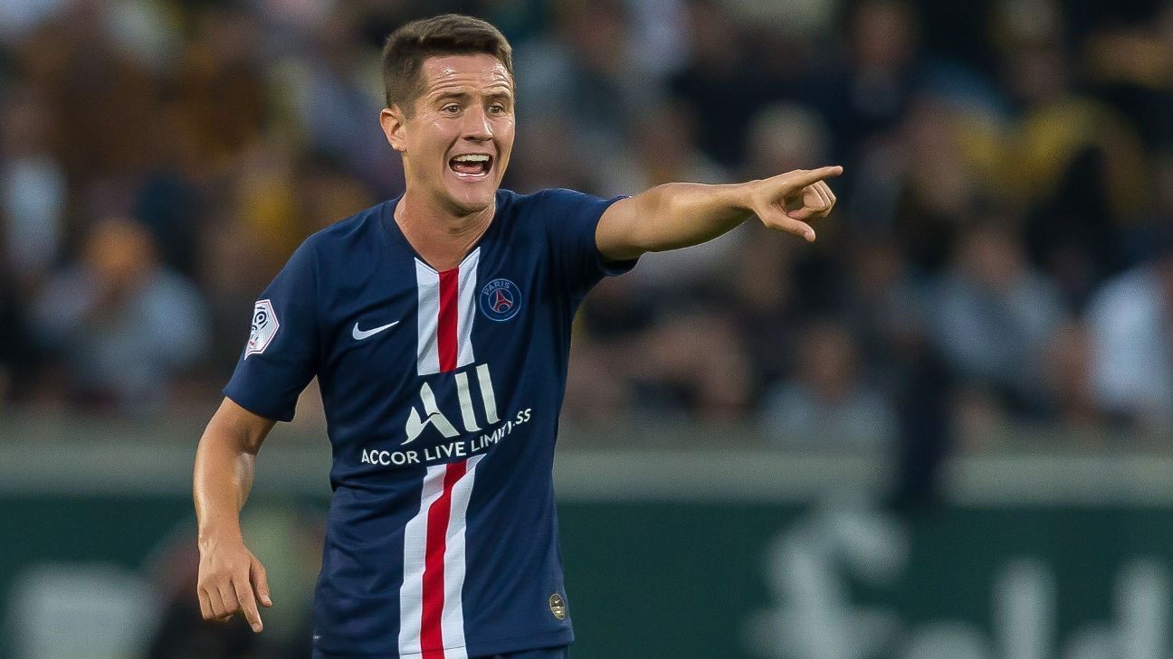 PSG nhận tin buồn về cựu tiền vệ MU