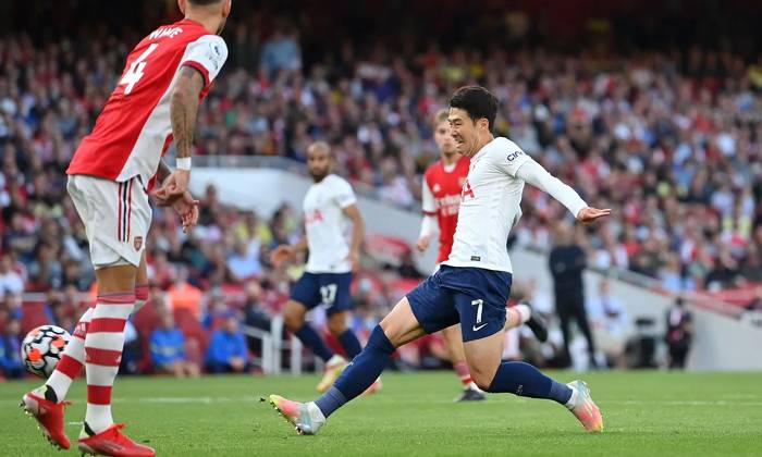 Soi kèo phạt góc Tottenham vs Arsenal, 1h45 ngày 13/5