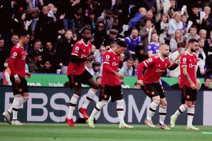 Vừa đòi làm anti sáng mắt ra, cựu sao M.U bị cấm thi đấu 4 năm