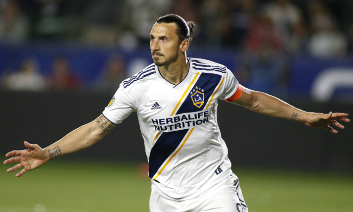 MU và Liverpool từ chối chiêu mộ Zlatan Ibrahimovic