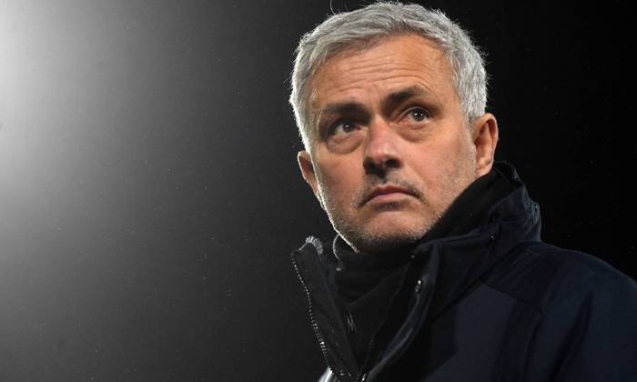 ‘Jose Mourinho hết thời rồi’