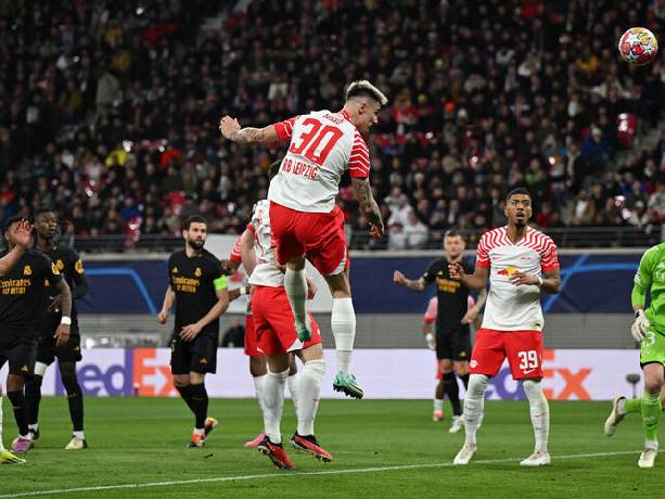 Leipzig bị từ chối bàn thắng oan uổng ở trận gặp Real Madrid?