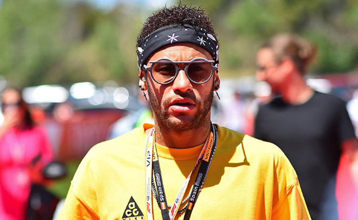 Neymar Jr công khai ‘nhục mạ’ PSG trước truyền thông