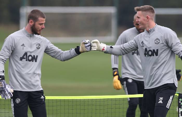 Tin chuyển nhượng 21/2: MU sẽ bán De Gea hoặc Dean Henderson trong mùa hè 2021