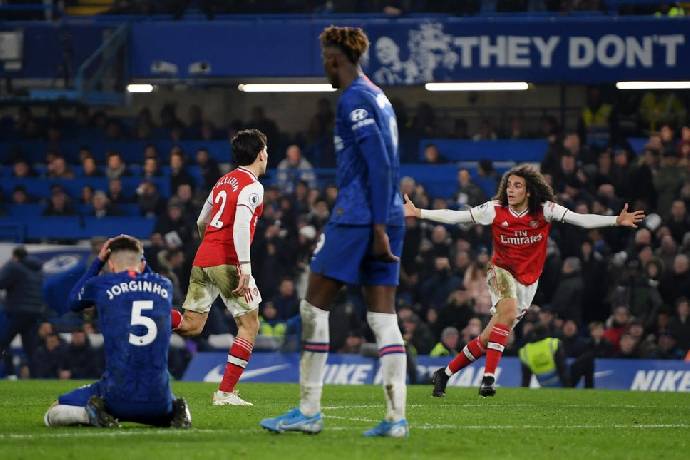 Soi kèo phạt góc Arsenal vs Chelsea, 22h30 ngày 22/8