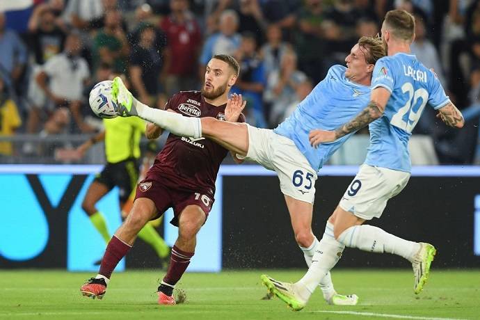 Soi kèo phạt góc Torino vs Lazio, 2h45 ngày 23/2