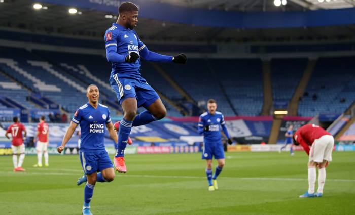 Hạ MU, Leicester lần đầu vào bán kết Cúp FA sau 39 năm