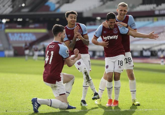 Lingard lập nhóm 'Backstreet Moyes' ở West Ham