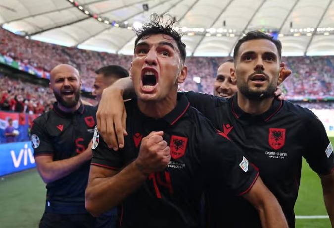 Dự đoán, soi kèo thẻ vàng Albania vs Tây Ban Nha, 2h00 ngày 25/6