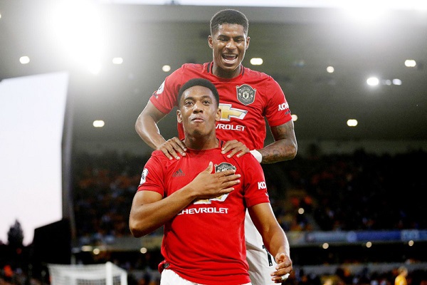 Fan MU háo hức trước vụ cá cược giữa Anthony Martial và Marcus Rashford