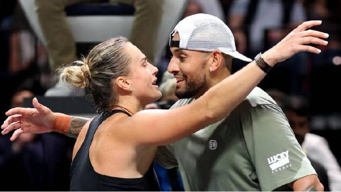 Kyrgios đánh bại Sabalenka sua 2 set ở ‘Battle of the Sexes’