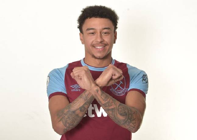 HLV Solskjaer giải thích lý do đẩy Lingard đến West Ham