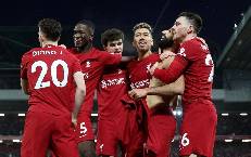Cha của 'phù thuỷ' Liverpool khuyên con trai 'dứt tình' rời Anfield