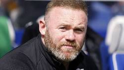 Wayne Rooney cay đắng vì rơi vào cảnh bị “vắt chanh bỏ vỏ”