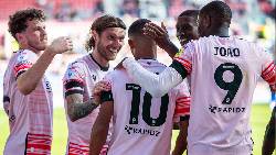 Soi kèo phạt góc QPR vs Reading, 2h ngày 8/10