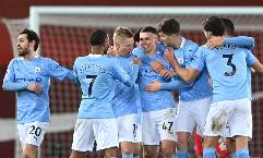 Thắng 14 trận liên tiếp, Man City cân bằng kỷ lục của Arsenal