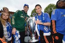 Cứu thua 62/64 lần, huyền thoại Chelsea khiến các CĐV 'ngỡ ngàng'