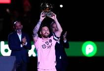 Mừng Messi khoe Quả bóng vàng, Inter Miami thua 1-2