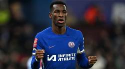 Ngôi sao Chelsea bị treo giò vì hành động lãng xẹt