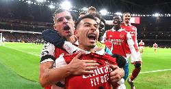 Tin tức tối Arsenal 17/7 : Chia tay sát thủ ghi 21bàn/37trận, theo đuổi 'máy quét' 1m93