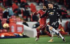 Bỏ túi Salah ở đại chiến Liverpool, Luke Shaw nhận mưa lời khen