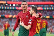 'Không chơi bóng ở châu Âu là một lợi thế của Ronaldo'