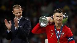 Chủ tịch UEFA thẳng thừng chê bai giải đấu của Ronaldo, Benzema