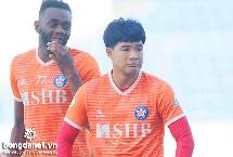 Hà Đức Chinh lần thứ 2 mang tin vui cho SHB Đà Nẵng