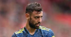 Bruno Fernandes 'cạch mặt' một huyền thoại của Man United