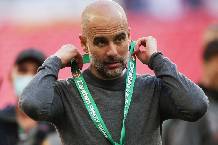 HLV Pep Guardiola đi vào lịch sử bóng đá Anh