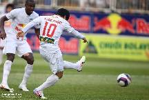 HLV Kiatisak: 'Công Phượng ghi bàn, ăn may thôi'