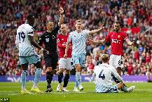 Dẫn 2-0 vẫn thua ngược, Nottingham đòi kiện trọng tài 'ưu ái' M.U