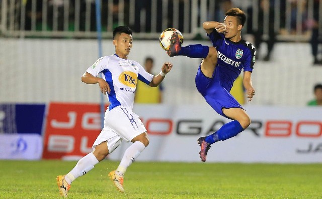 B.Bình Dương vs HAGL, 17h ngày 11/7: Nỗi sợ xa nhà