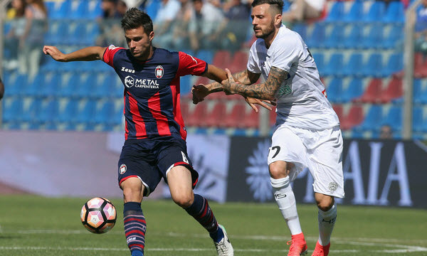Nhận định Cosenza vs Crotone, 3h00 ngày 21/1: Tình cảnh trái ngược
